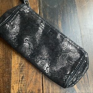 Beautiful Diane Von Furstenberg Wristlet